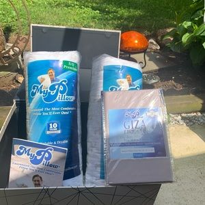 New 2 standard MyPillows with pillow cases